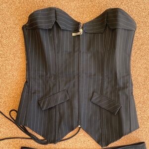 NWOT🖤Pinstripe corset & mini skirt